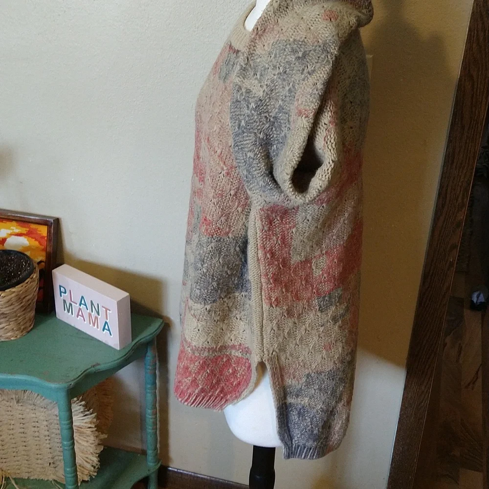 Zoria Painted Knit Sweater - Picture 2 of 6